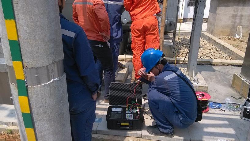 彩虹多多为南宁上林供电公司提供现场指导02